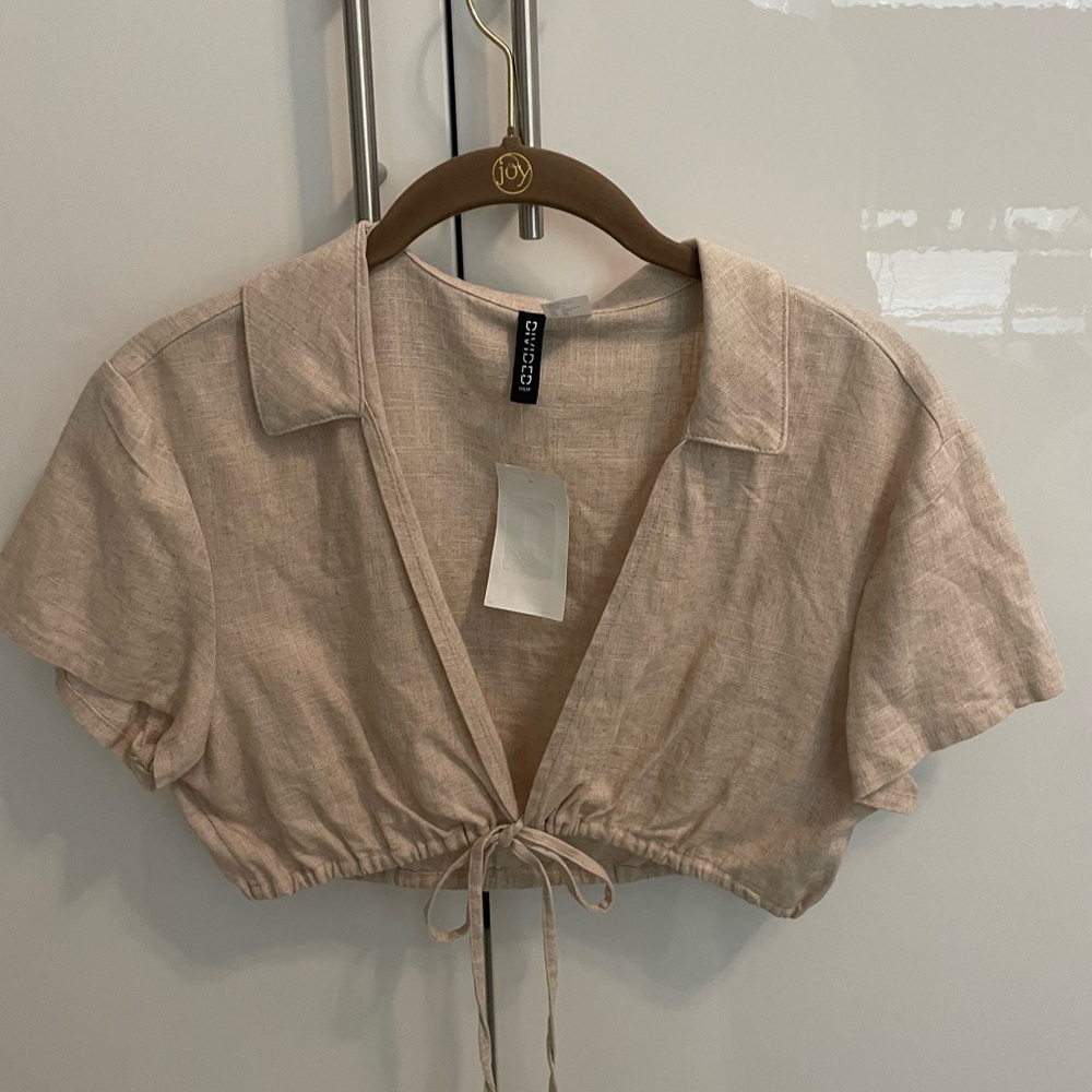 Cream crop top